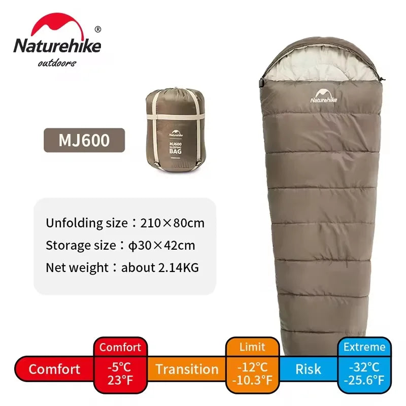 Naturehike MJ600 brun mumiesovepose med hætte, vist udslået og i komprimeret pakpose.